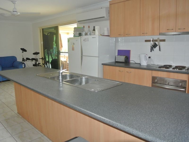 1 Ronald Crescent, Benaraby QLD 4680