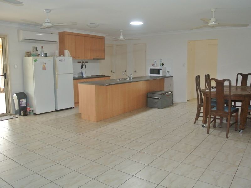 1 Ronald Crescent, Benaraby QLD 4680