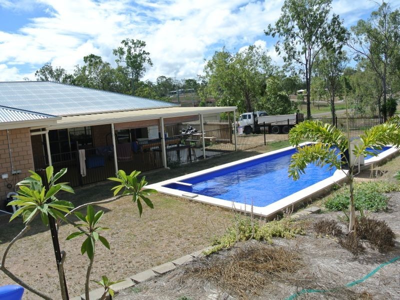 1 Ronald Crescent, Benaraby QLD 4680