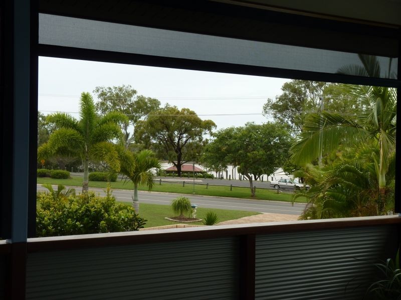 6 Helena Court, Boyne Island QLD 4680