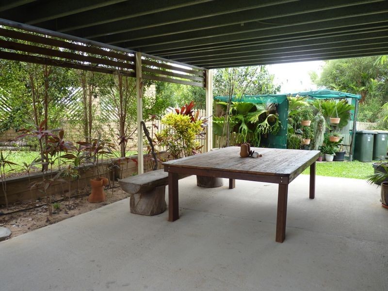 6 Helena Court, Boyne Island QLD 4680