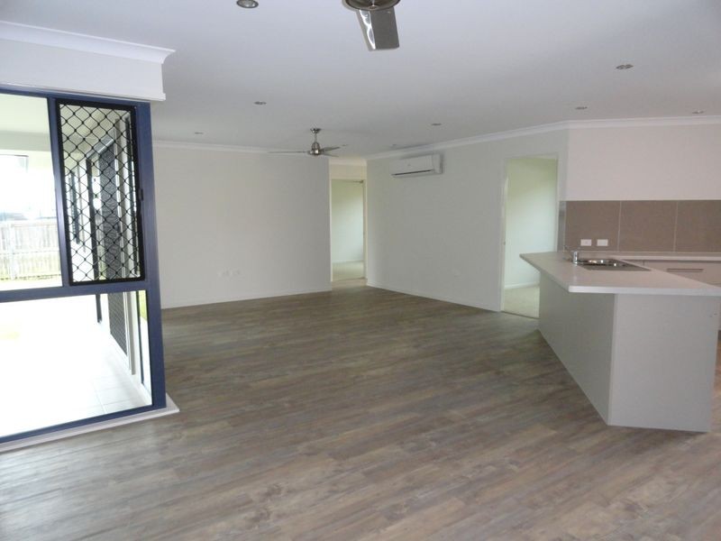 13 Stella Street, Boyne Island QLD 4680