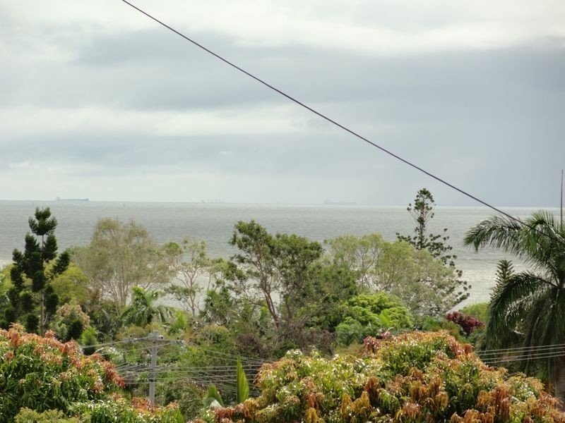 30 Amaroo Street, Boyne Island QLD 4680