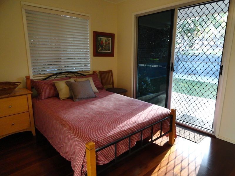 30 Amaroo Street, Boyne Island QLD 4680