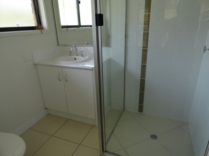 8 Bauhinia Street, Boyne Island QLD 4680