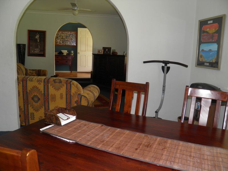 32 Helen Crescent, Wurdong Heights QLD 4680