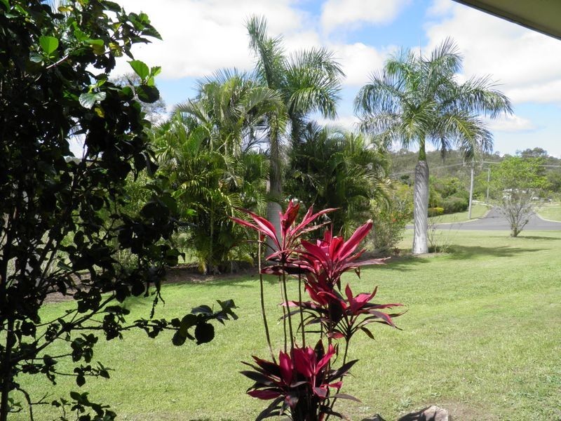 32 Helen Crescent, Wurdong Heights QLD 4680