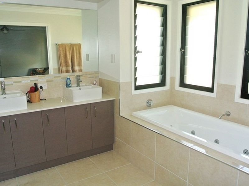 1 Swagman Drive, Benaraby QLD 4680