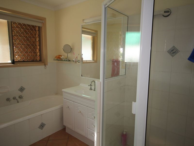 18 Jarrah Drive, Boyne Island QLD 4680