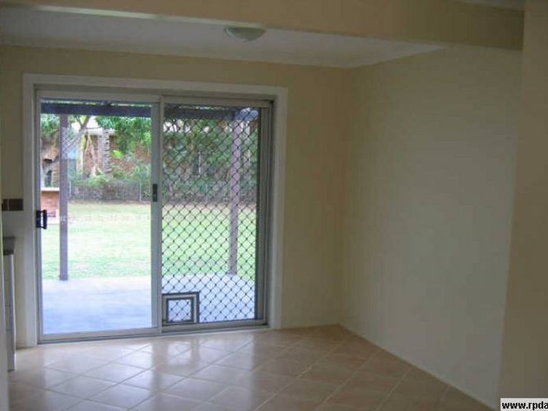 7 Bellemere Court, Boyne Island QLD 4680