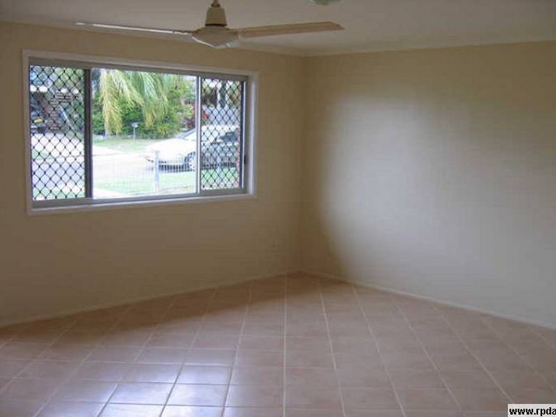 7 Bellemere Court, Boyne Island QLD 4680