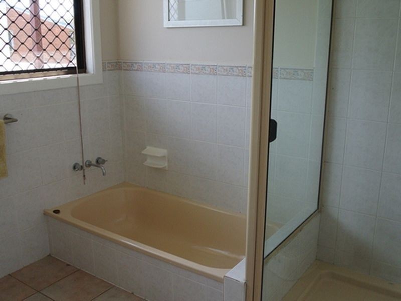 23 Salgado Street, Boyne Island QLD 4680