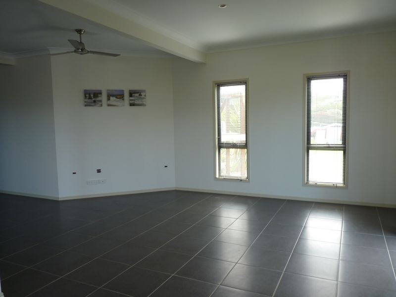 35 Lighthouse Drive, Boyne Island QLD 4680