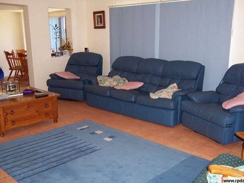 9 Swains Court, Boyne Island QLD 4680