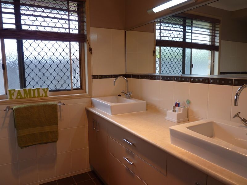 14 Longreach Court, Tannum Sands QLD 4680