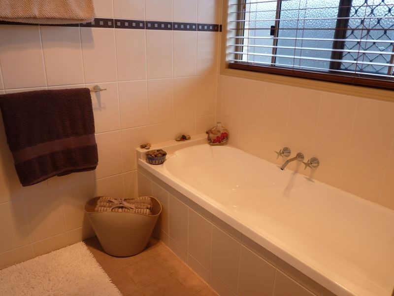 14 Longreach Court, Tannum Sands QLD 4680