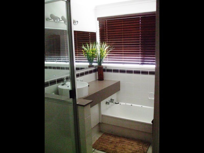 10 Blackwell Street, Tannum Sands QLD 4680