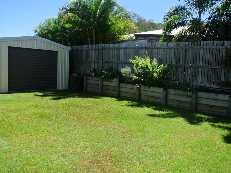 8 Jeana Close, Boyne Island QLD 4680