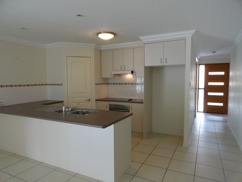 8 Bauhinia Street, Boyne Island QLD 4680