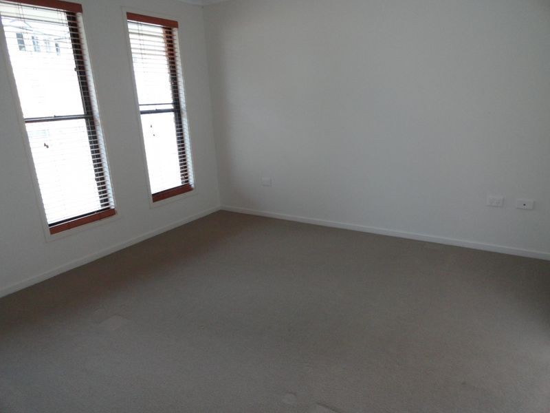 8 Bauhinia Street, Boyne Island QLD 4680