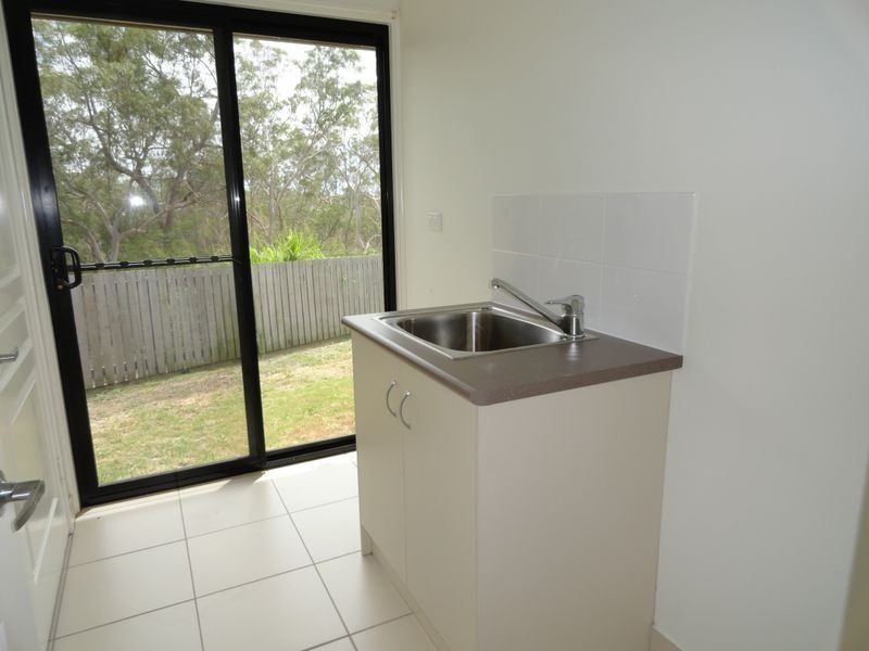 8 Bauhinia Street, Boyne Island QLD 4680