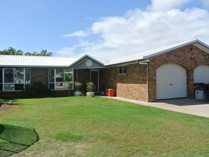 42 Curtis Avenue, Boyne Island QLD 4680