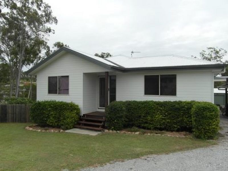 6 Yacht Road, Tannum Sands QLD 4680