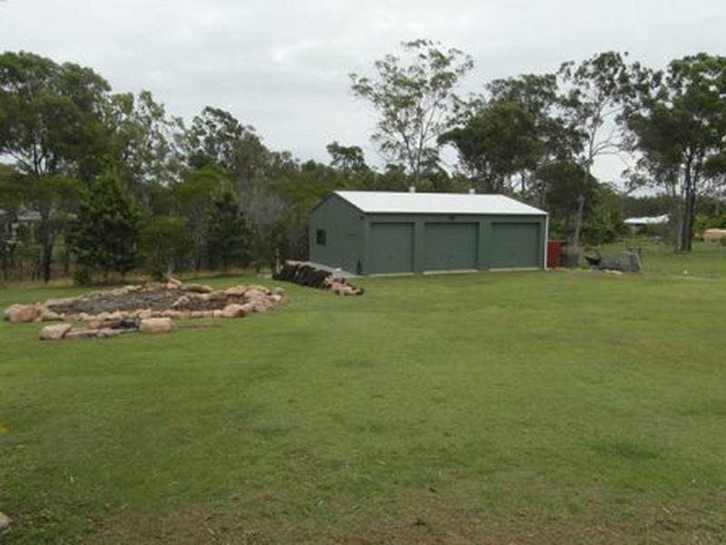 6 Yacht Road, Tannum Sands QLD 4680