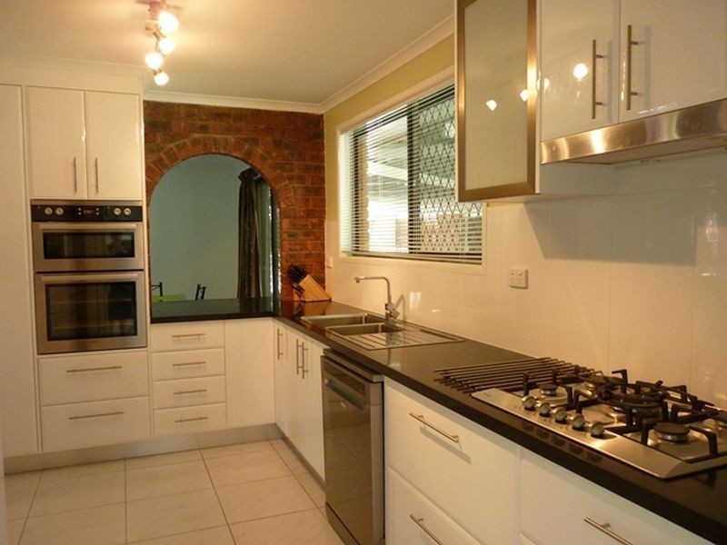 17 Silverton Drive, Tannum Sands QLD 4680