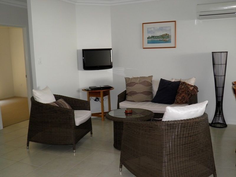 6 Stella Street, Boyne Island QLD 4680