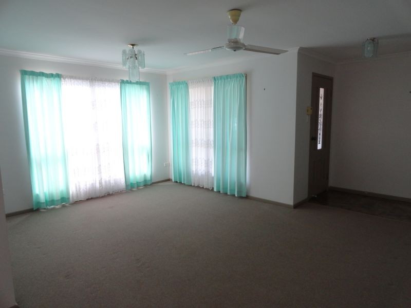 53 Centenary Drive, Boyne Island QLD 4680