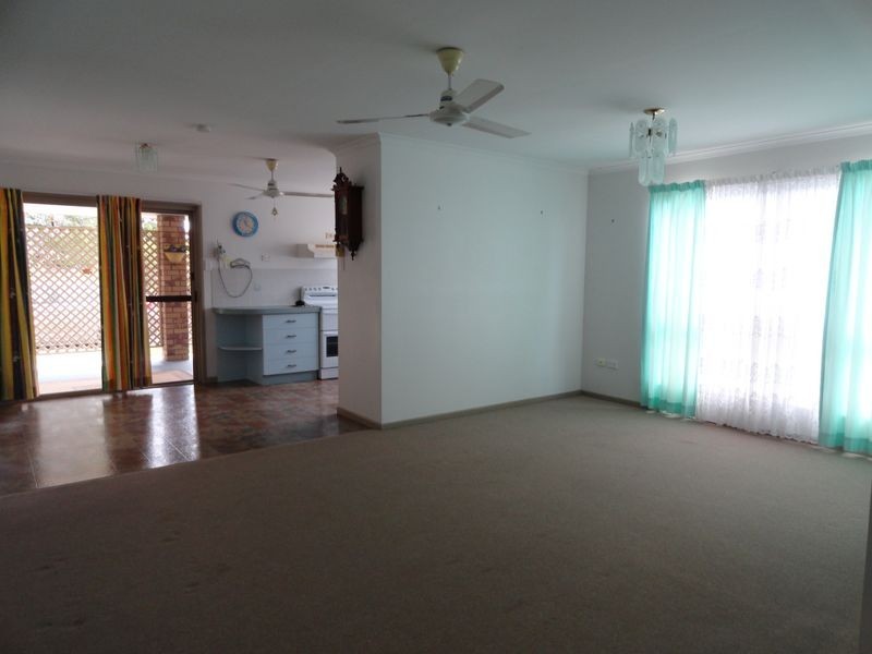 53 Centenary Drive, Boyne Island QLD 4680