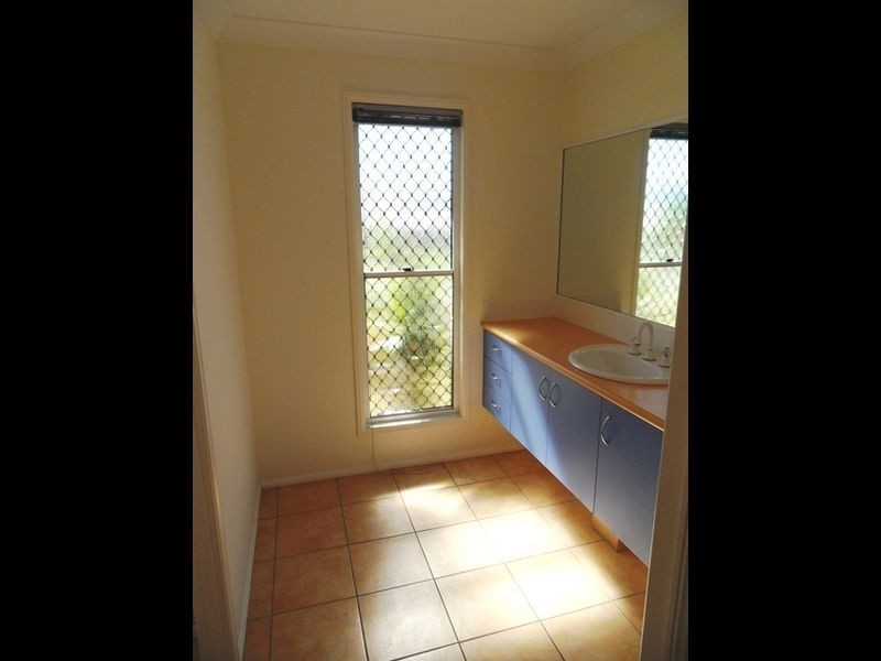 7 Riverside Drive, Tannum Sands QLD 4680