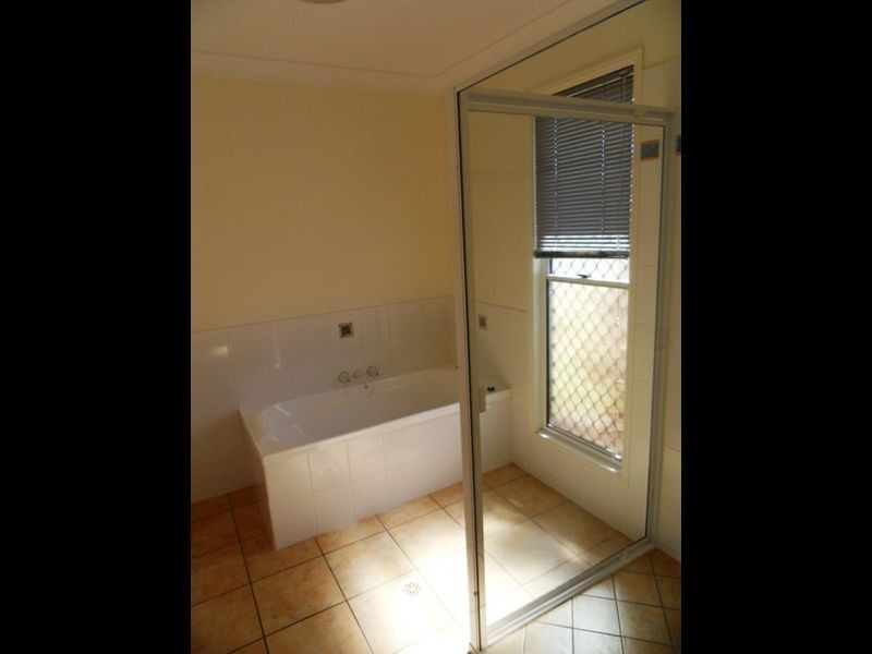 7 Riverside Drive, Tannum Sands QLD 4680