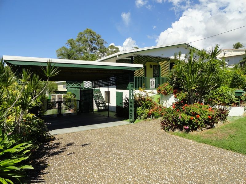 16 School Street, Tannum Sands QLD 4680