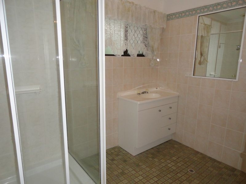 16 School Street, Tannum Sands QLD 4680