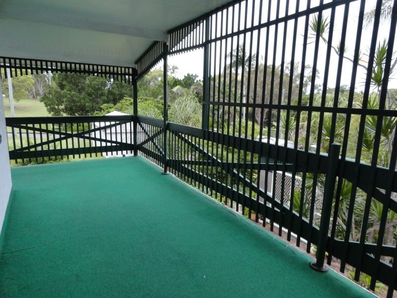 16 School Street, Tannum Sands QLD 4680