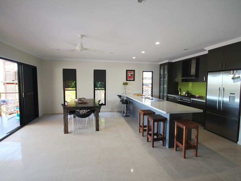 9 Bauhinia Street, Boyne Island QLD 4680