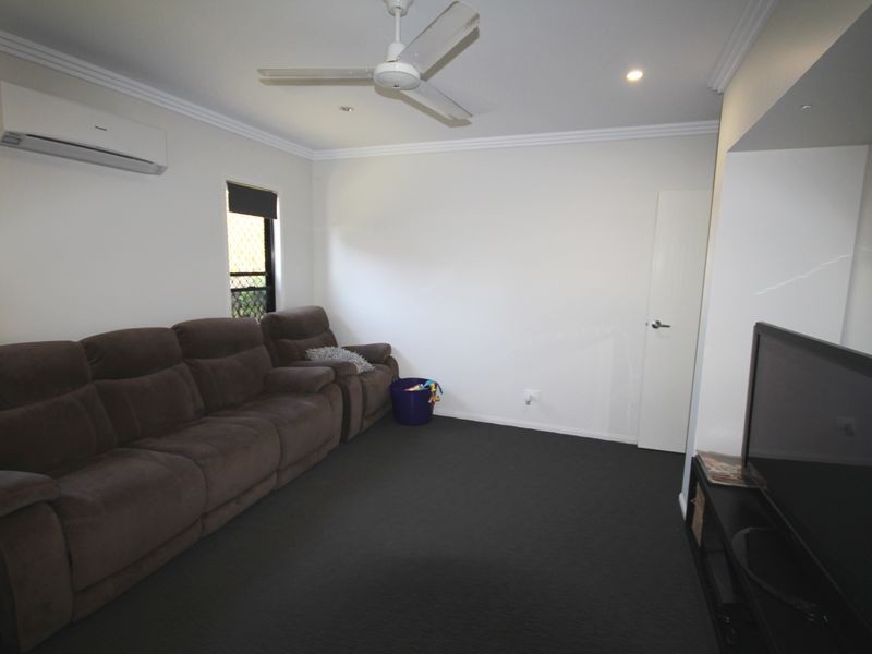 9 Bauhinia Street, Boyne Island QLD 4680