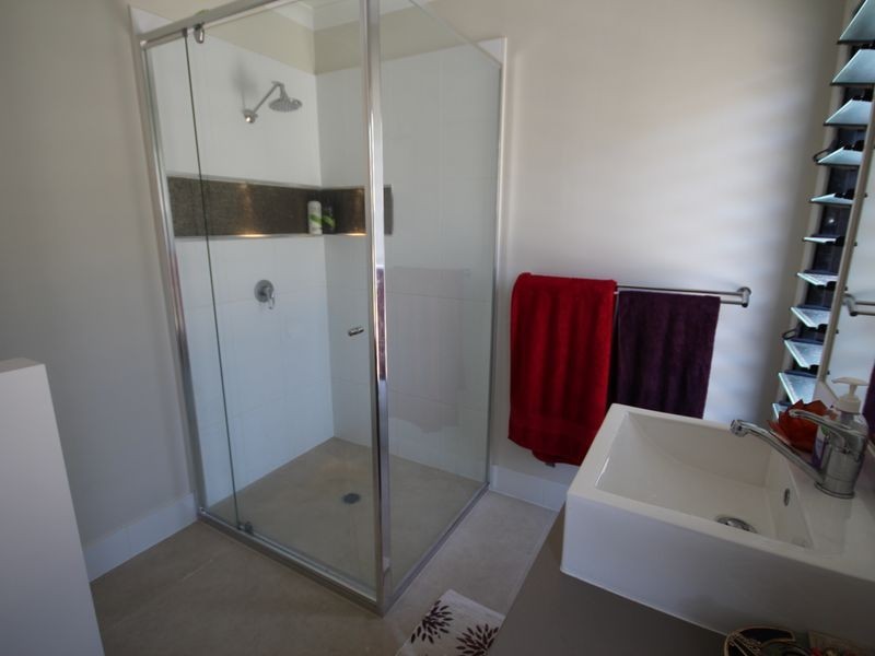 9 Bauhinia Street, Boyne Island QLD 4680