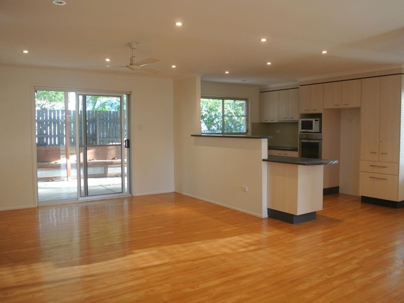 1 Cressey Court, Tannum Sands QLD 4680