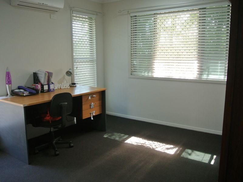 29 Golf View Drive, Boyne Island QLD 4680