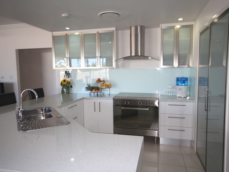10 Jeana Close, Boyne Island QLD 4680