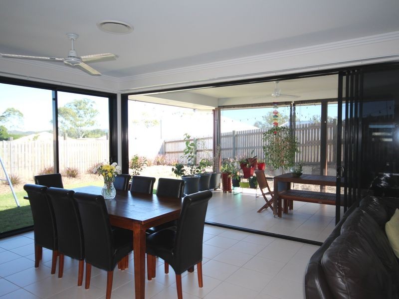 10 Jeana Close, Boyne Island QLD 4680