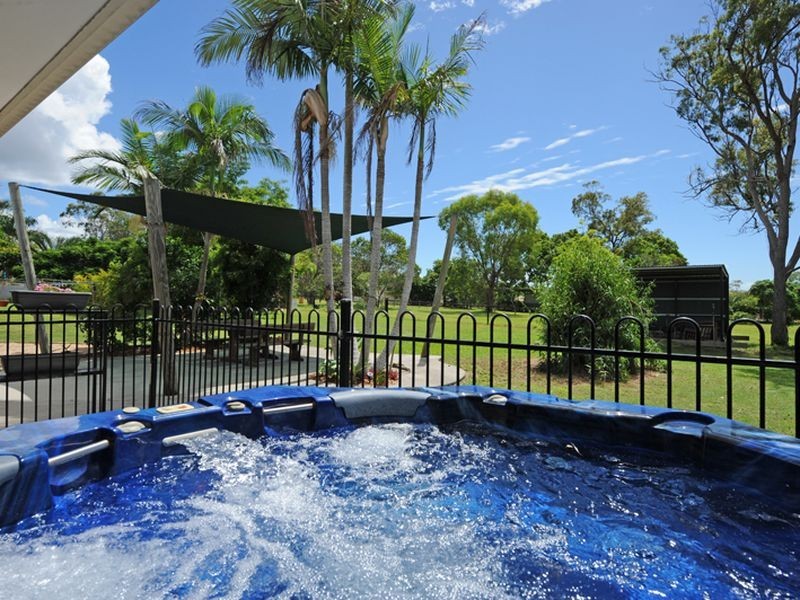 5 Golden Avenue, Tannum Sands QLD 4680