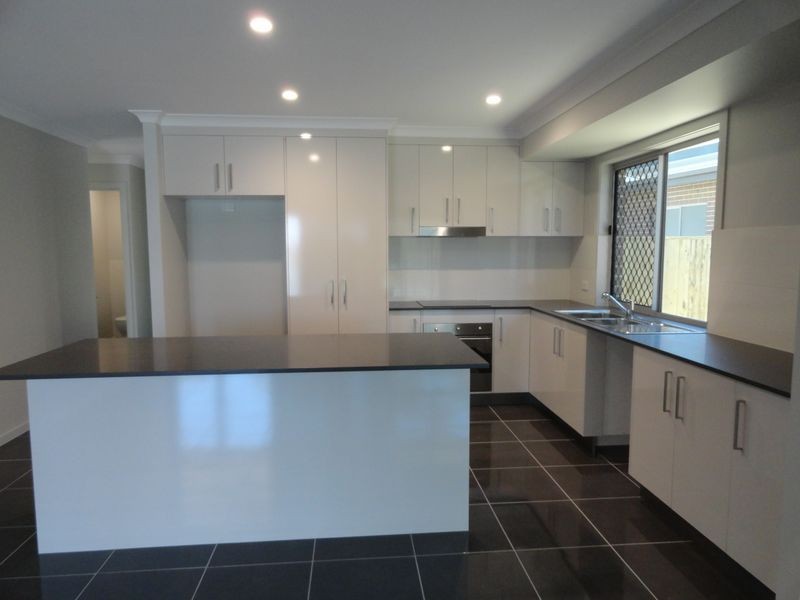21 Tarcoola Drive, Boyne Island QLD 4680