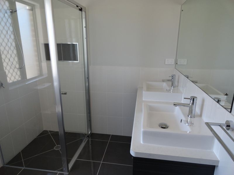 21 Tarcoola Drive, Boyne Island QLD 4680