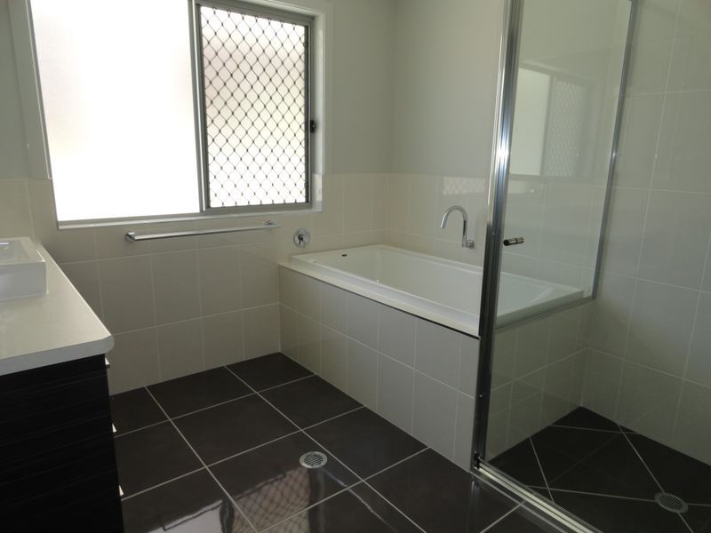 21 Tarcoola Drive, Boyne Island QLD 4680