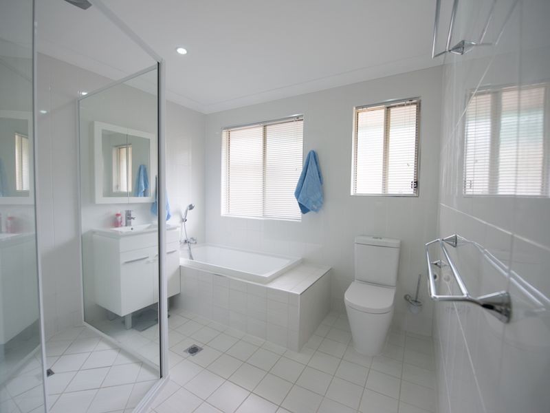 2 Eugenia Street, Boyne Island QLD 4680