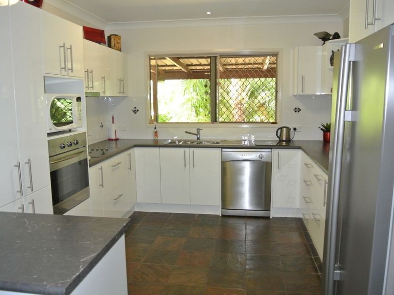 75 Silverton Drive, Tannum Sands QLD 4680